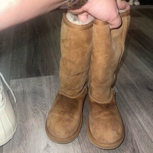 Girls tall chestnut uggs